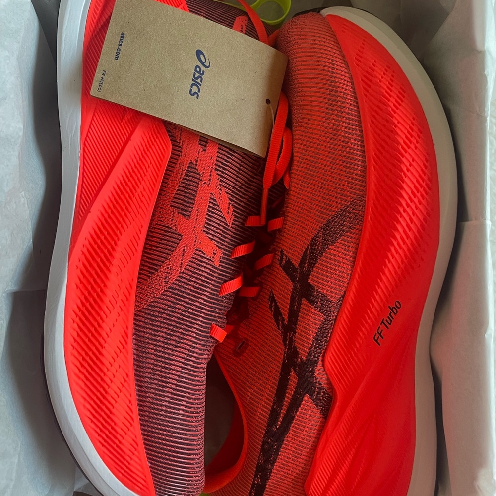 ASICS Superblast